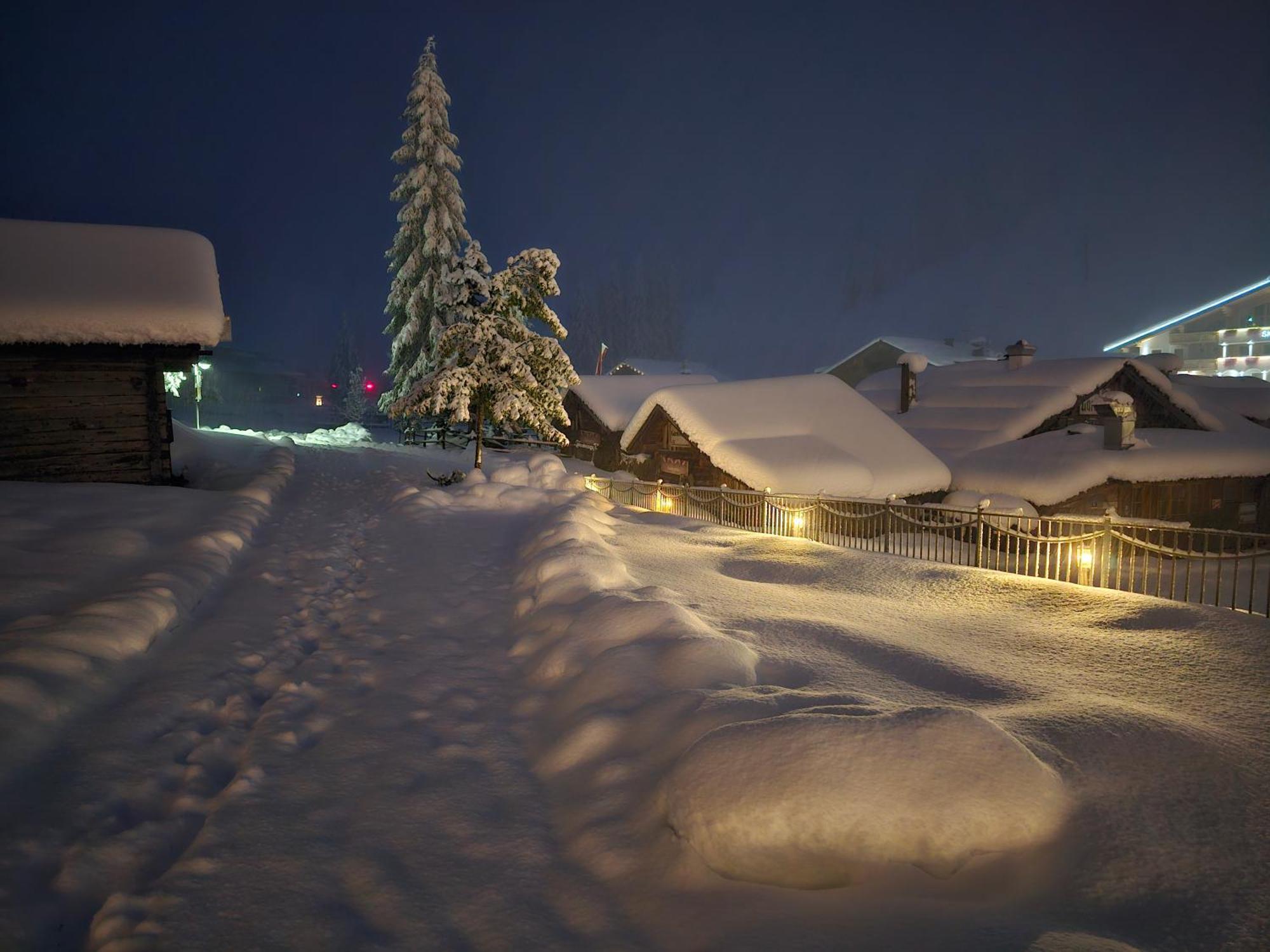 Hotel Sportalmmm, Hoch-Genuss (Adults Only) Цаухензе Екстер'єр фото